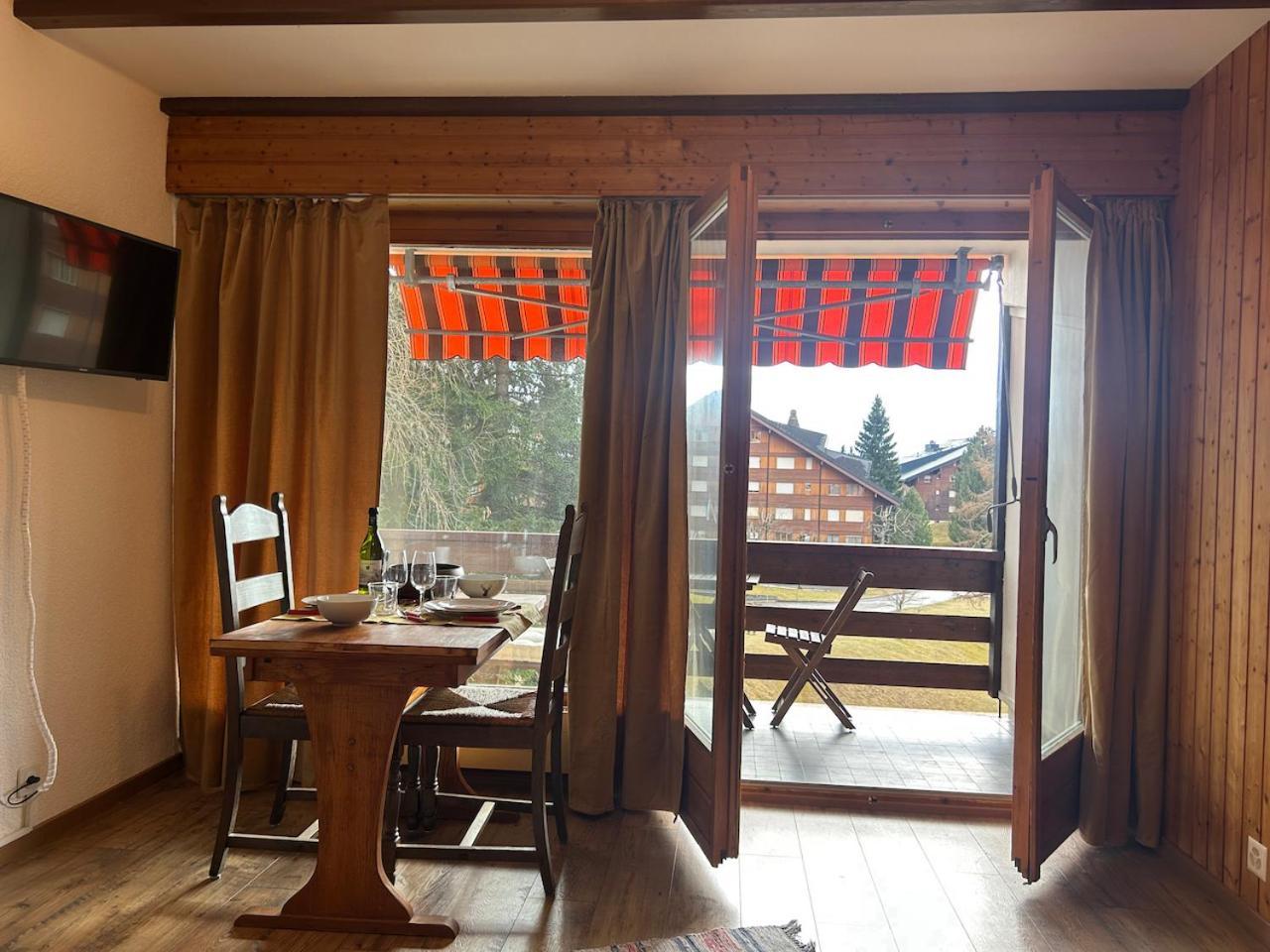In Sur Ollon, Emeraude, For 2 Only 100m To Bretaye Train Villars-sur-Ollon